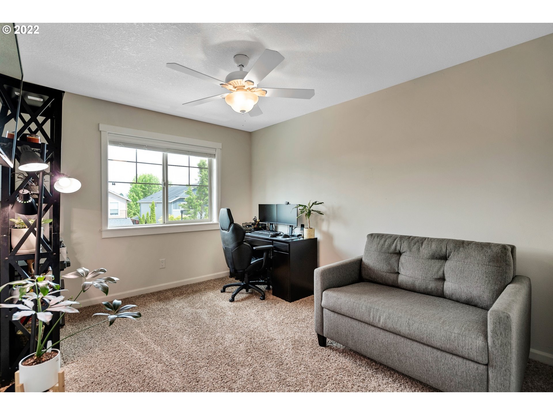215 North 40th Avenue Ridgefield, WA 98642 - Photo 24 of 31 Bedroom