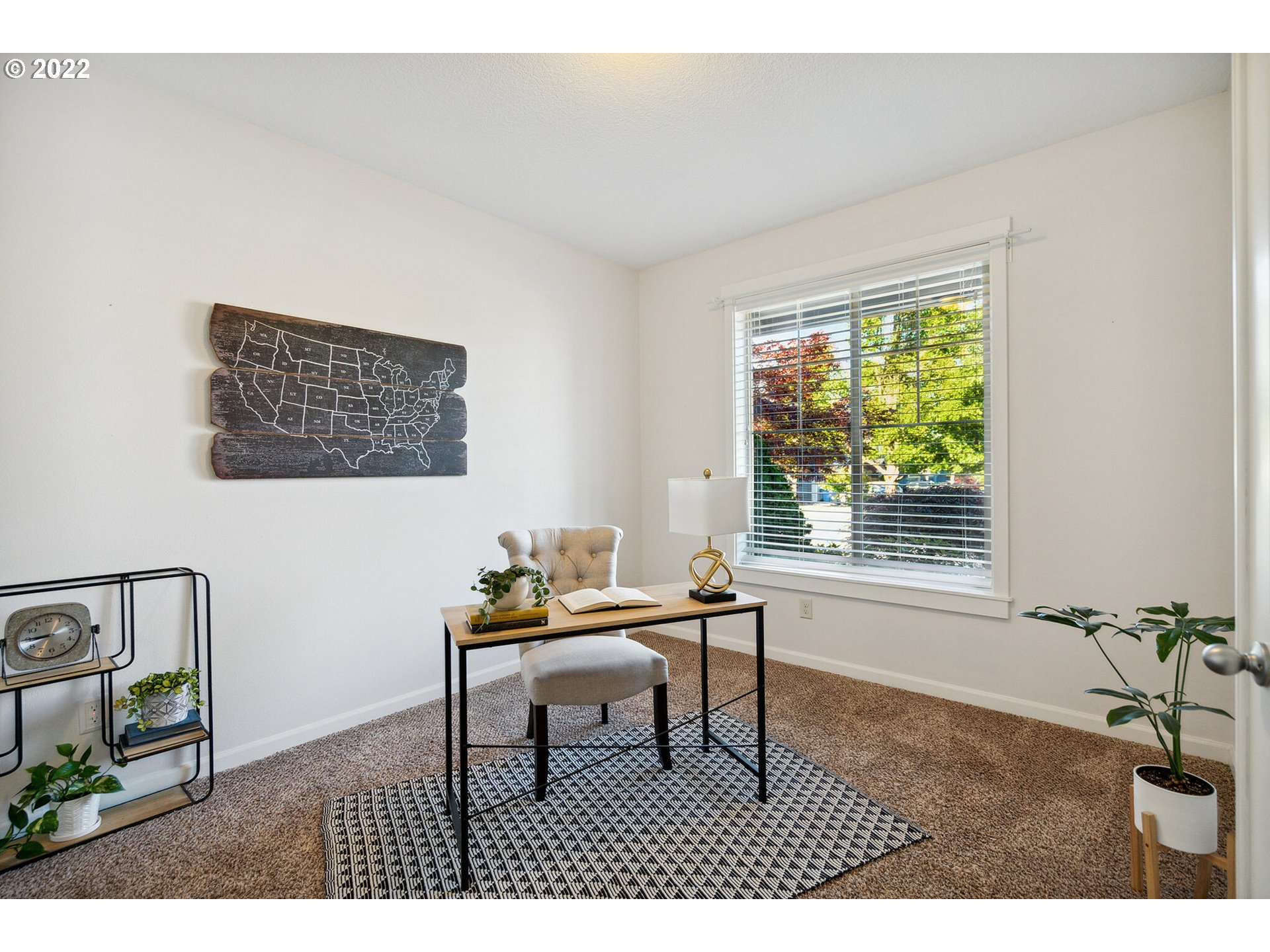 215 North 40th Avenue Ridgefield, WA 98642 - Photo 4 of 31 Den/Office