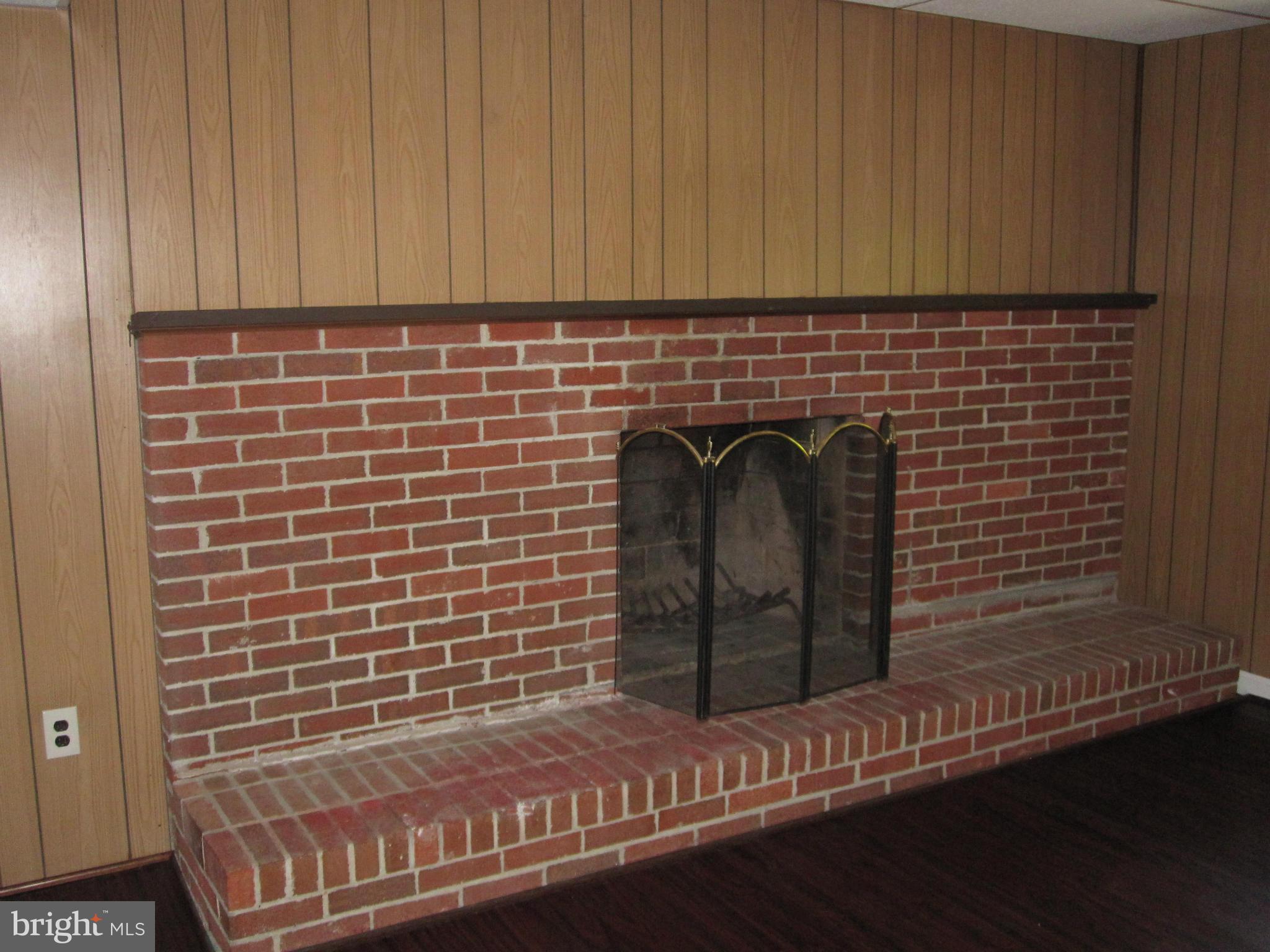 10916 Rock Coast Road Columbia, MD 21044 - Photo 15 of 25 Family Room