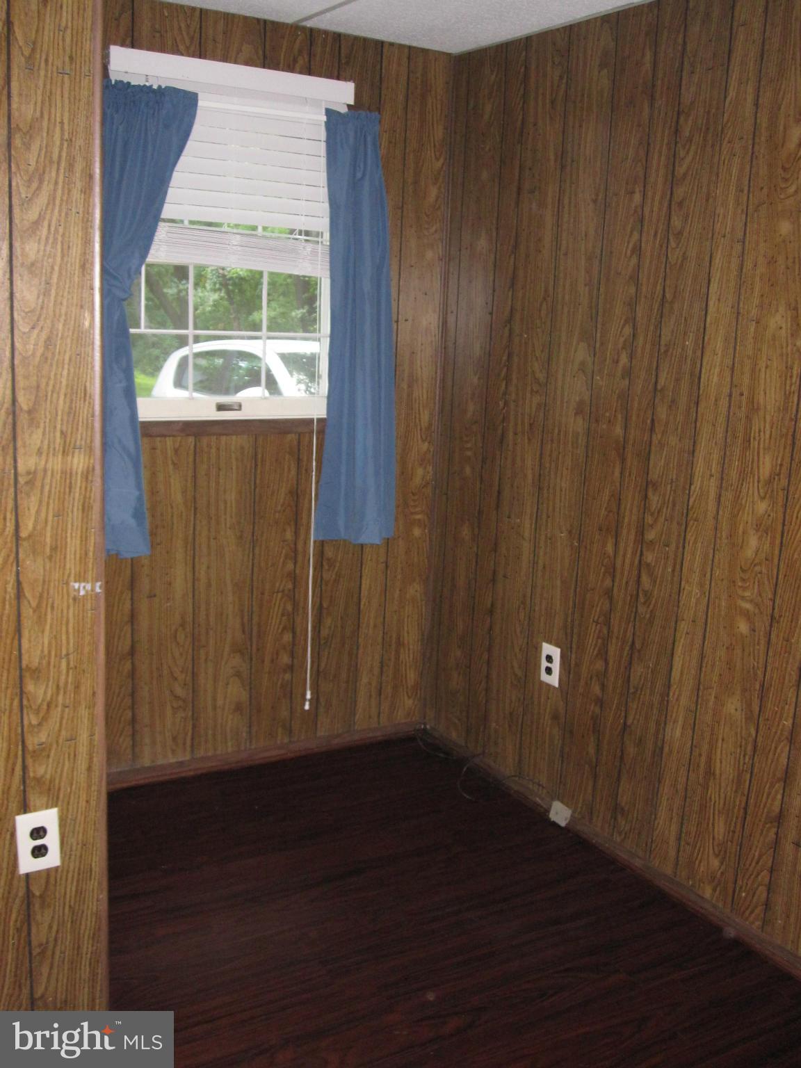 10916 Rock Coast Road Columbia, MD 21044 - Photo 19 of 25 Bedroom