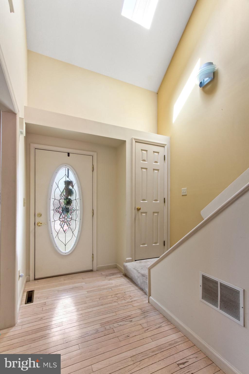 1050 Lombard Road Red Lion, PA 17356 - Photo 5 of 28 Gallery Image 5