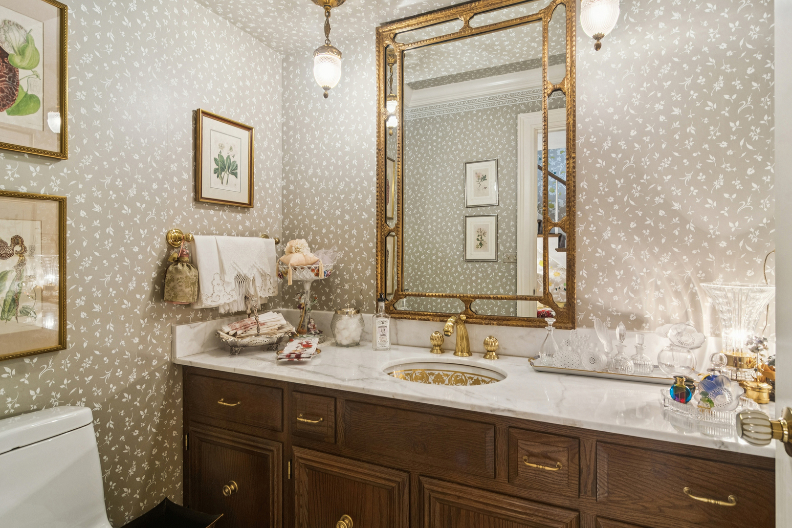 354 Grayfriars Lane Inverness, IL 60067 - Photo 20 of 43 Gallery Image 20