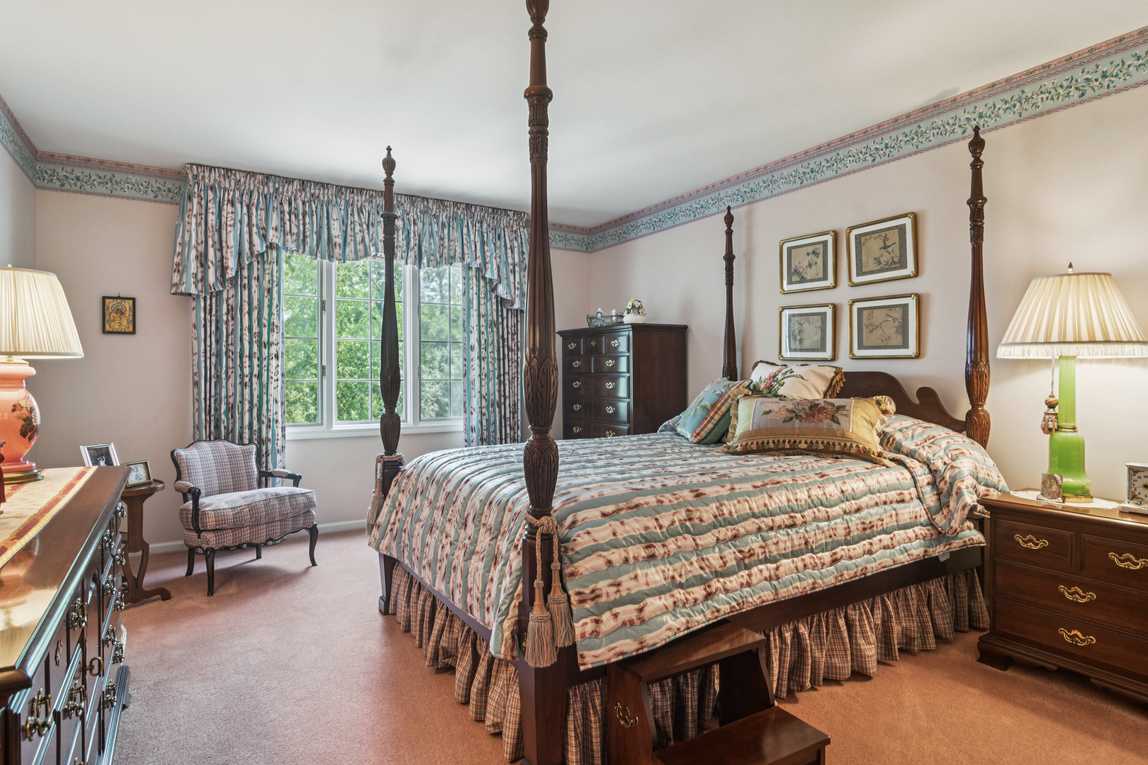 354 Grayfriars Lane Inverness, IL 60067 - Photo 23 of 43 Gallery Image 23