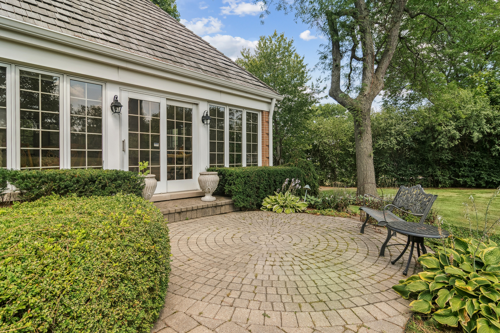 354 Grayfriars Lane Inverness, IL 60067 - Photo 29 of 43 Gallery Image 29