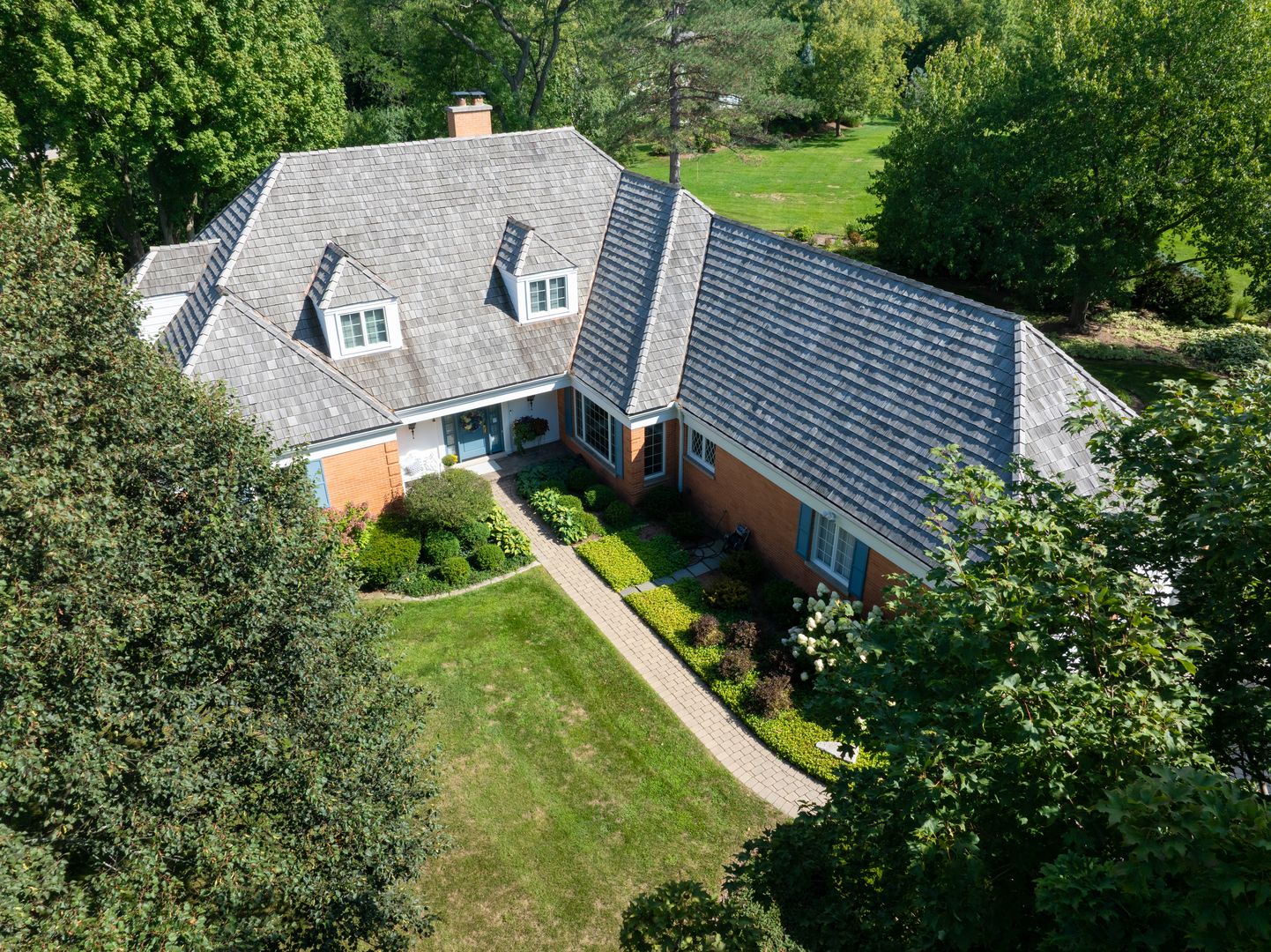354 Grayfriars Lane Inverness, IL 60067 - Photo 36 of 43 Gallery Image 36