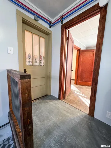 $72,900 | 7847 Old Highway 50, Flora, IL 62839