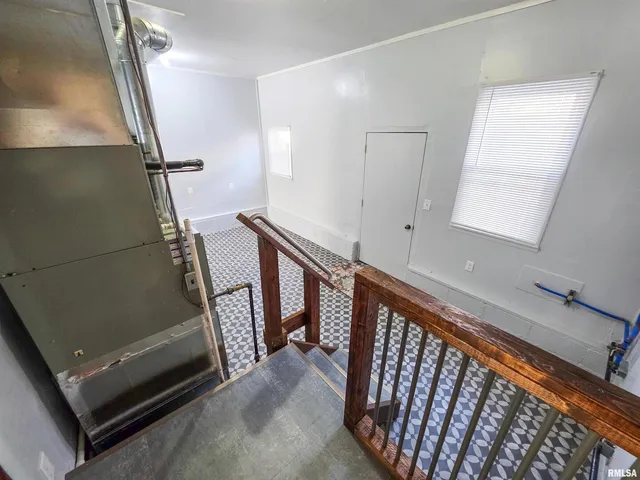 $72,900 | 7847 Old Highway 50, Flora, IL 62839