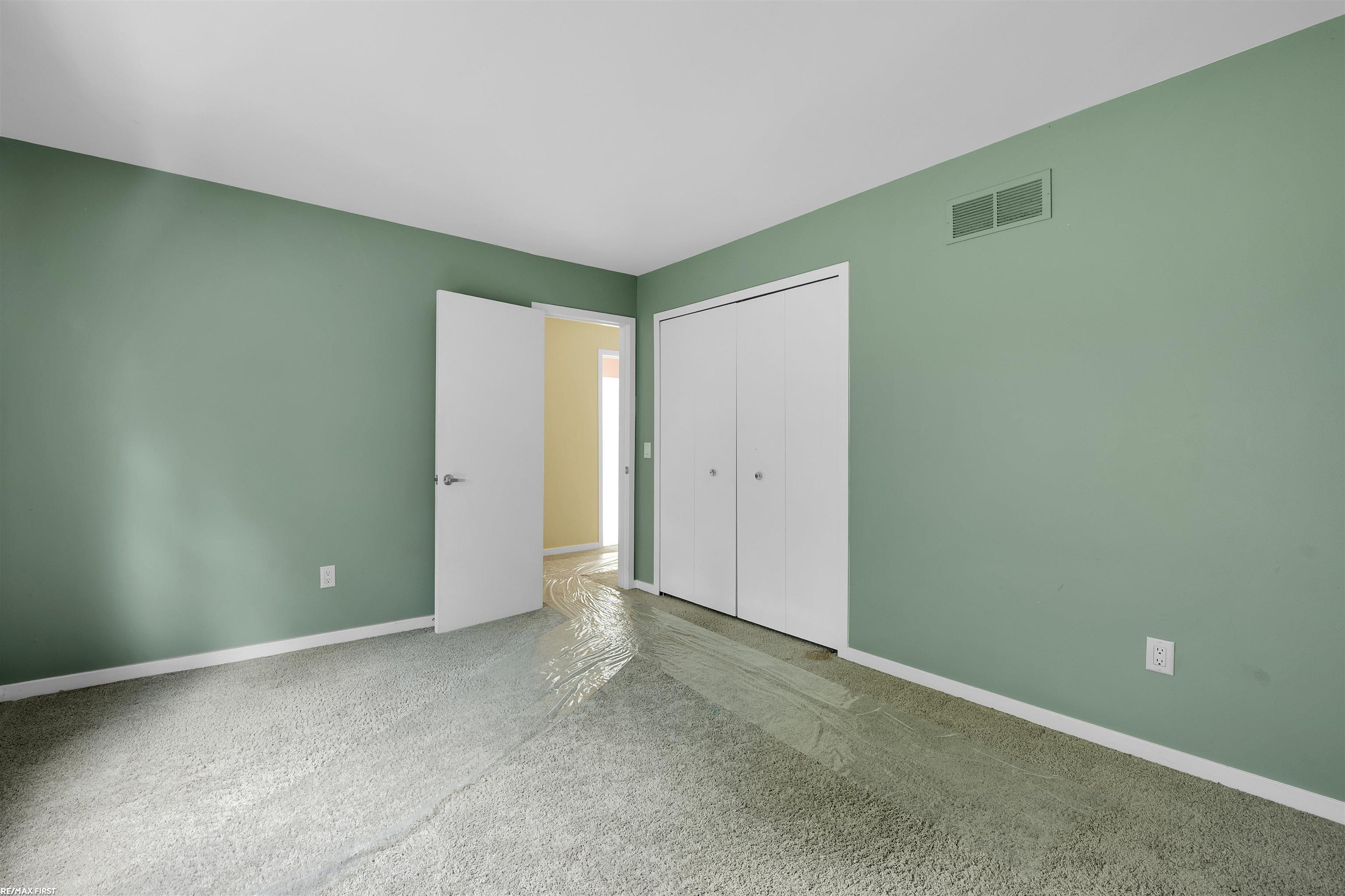 5114 Stonehenge Drive Rochester, MI 48306 - Photo 27 of 53