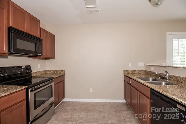 $1,890 | 5943 Sullins Road, Charlotte, NC 28214