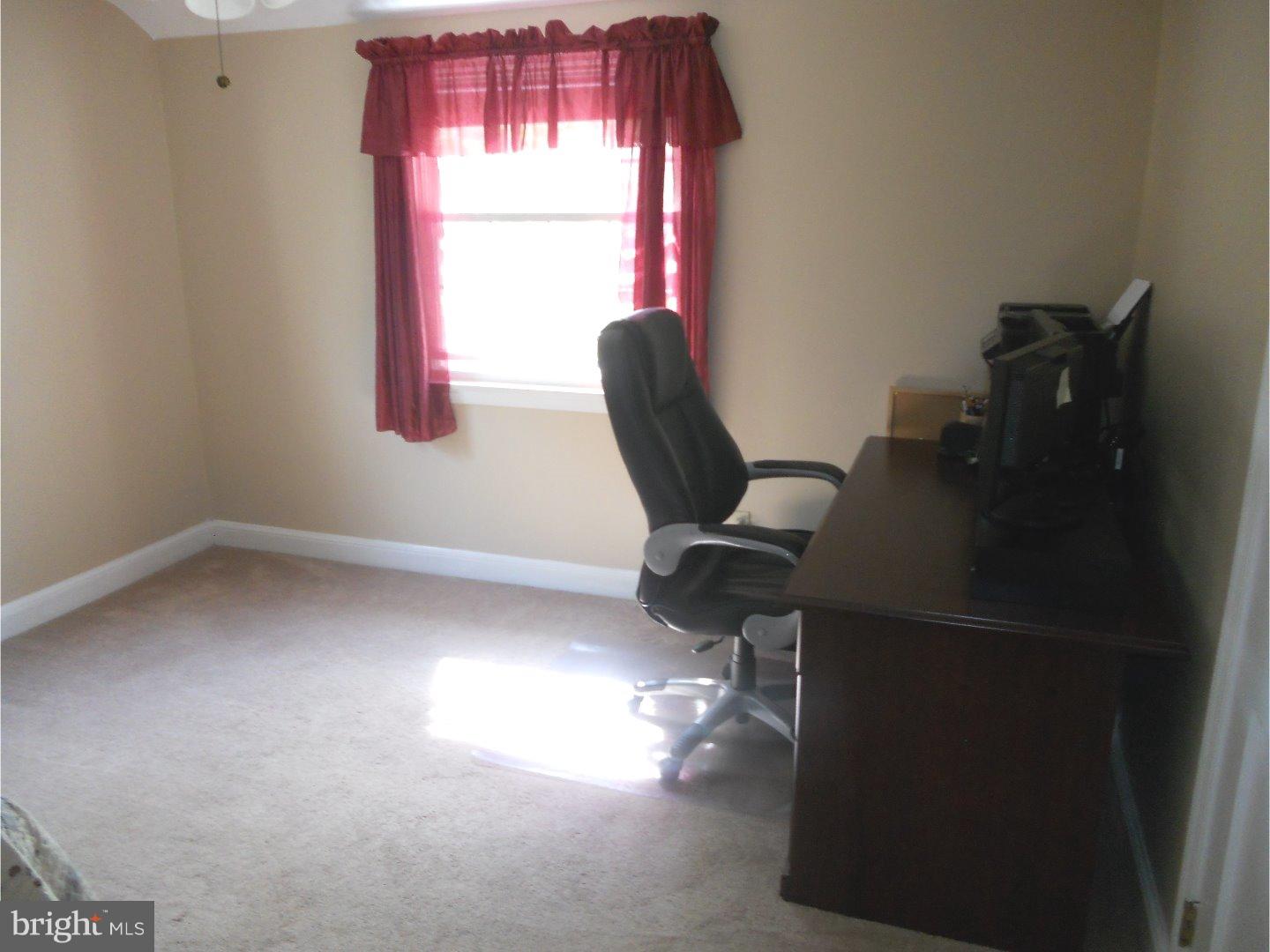 524 Prospect Road Springfield, PA 19064 - Photo 14 of 20 Bedroom 3