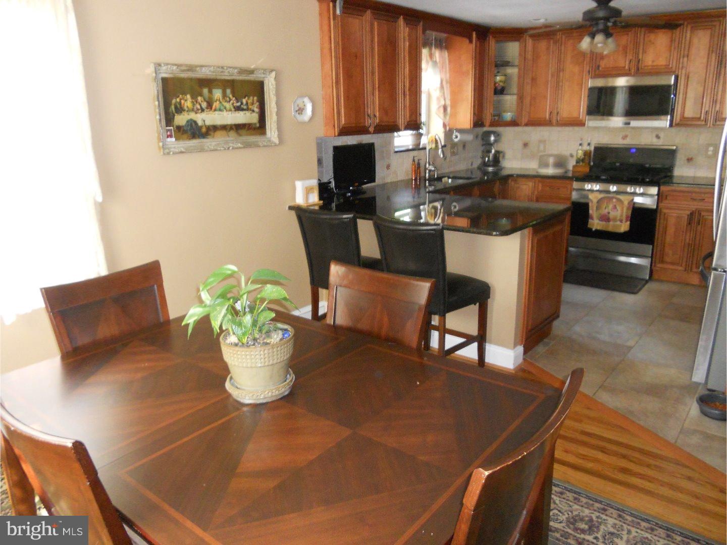 524 Prospect Road Springfield, PA 19064 - Photo 6 of 20 Dining Room