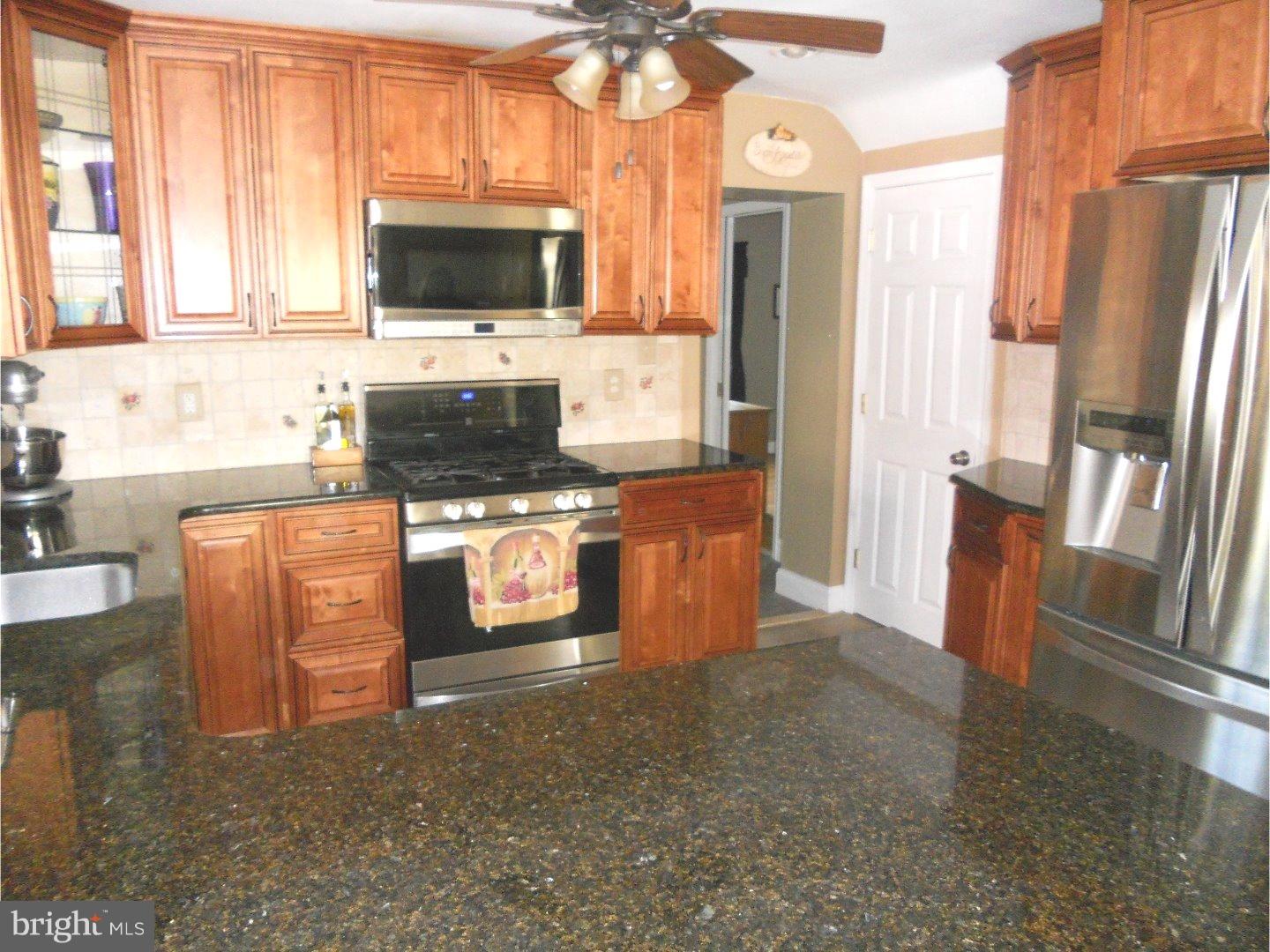 524 Prospect Road Springfield, PA 19064 - Photo 7 of 20 Kitchen