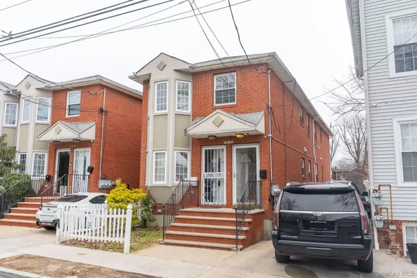 $1,380,000 | 14-23 116th Street | College Point