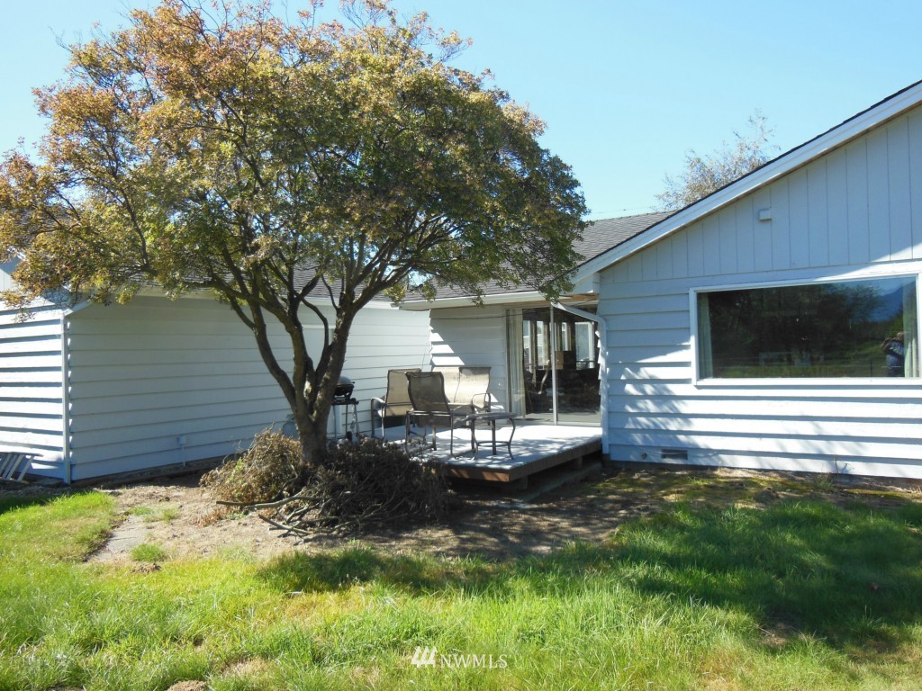 28408 Fern Bluff Road Monroe, WA 98272 - Photo 3 of 22