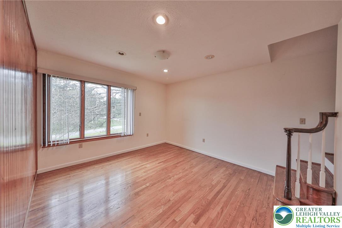 7494 Mount Eaton Road Saylorsburg, PA 18353 - Photo 13 of 50 Center unit bedroom