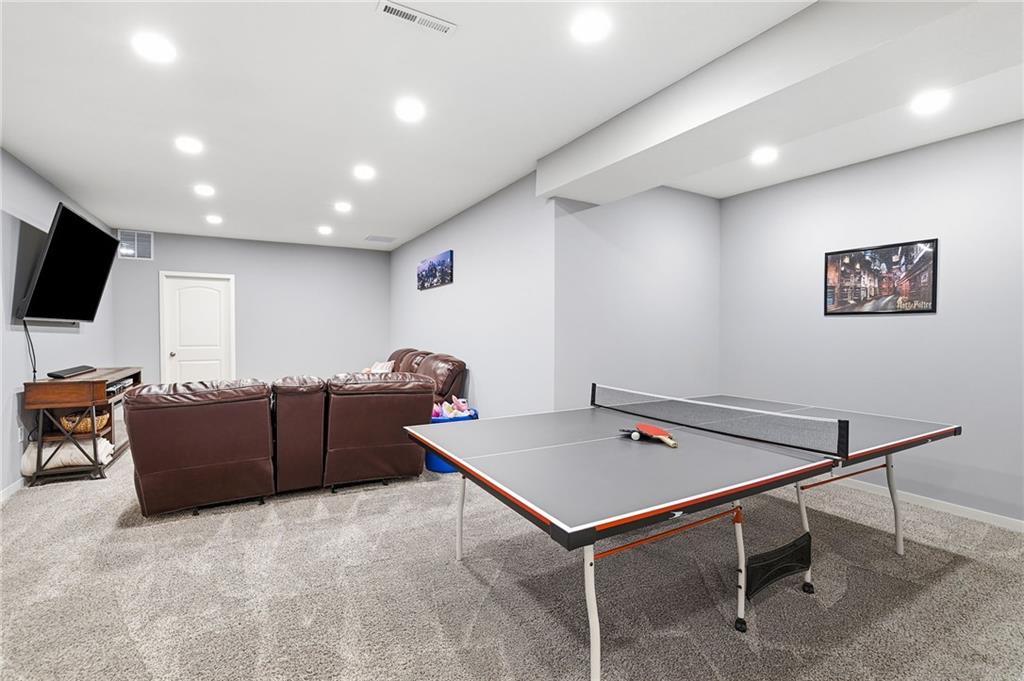 9161 Green Road Lenexa, KS 66227 - Photo 48 of 56
