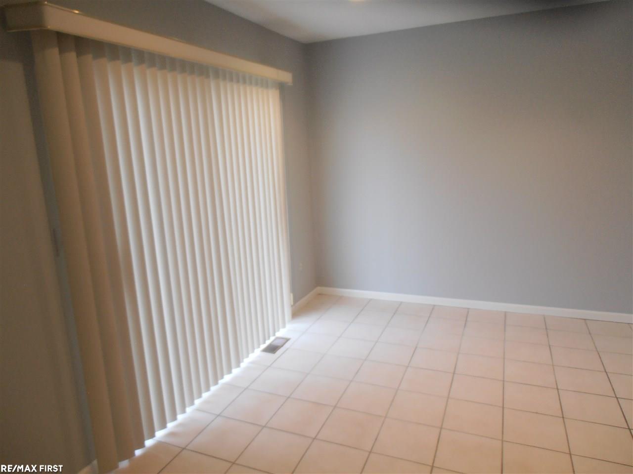 50163 Decook Court, Unit 113 Macomb, MI 48044 - Photo 15 of 23