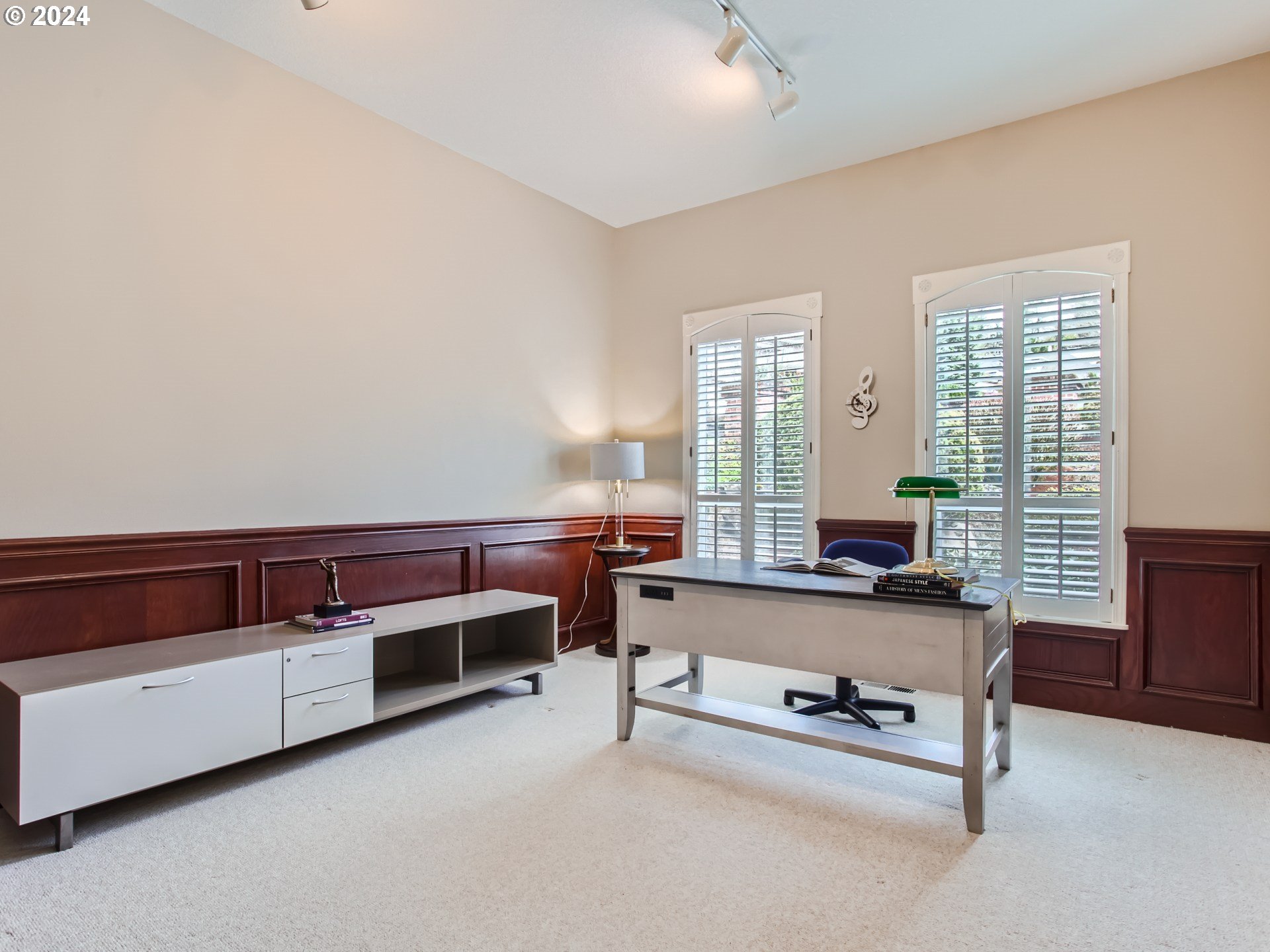 8534 Northwest Timber Ridge Court Portland, OR 97229 - Photo 5 of 43 Den/Office
