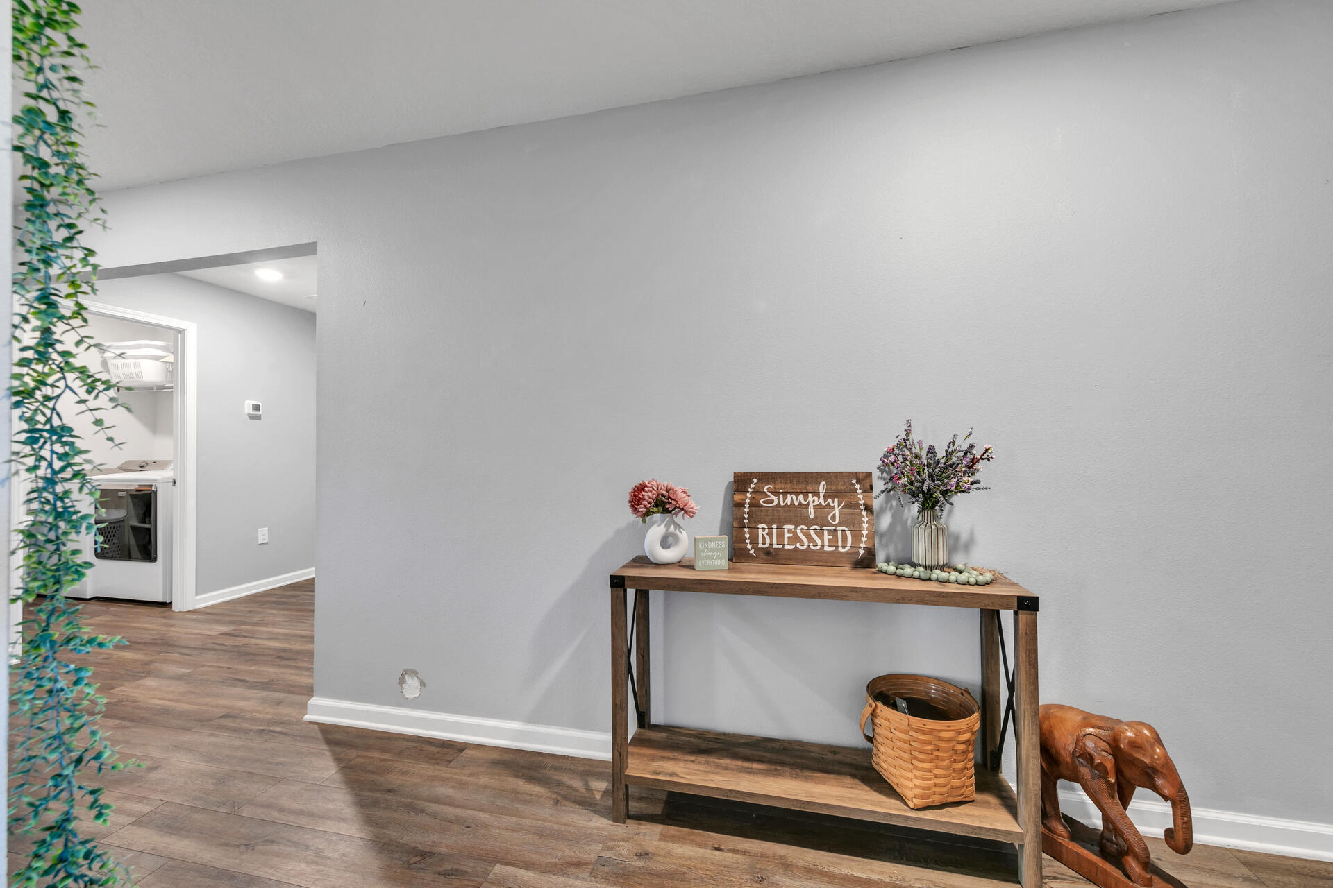 507 Merganser Way Crestview, FL 32539 - Photo 4 of 45 a view of workspace with furniture and wooden floor