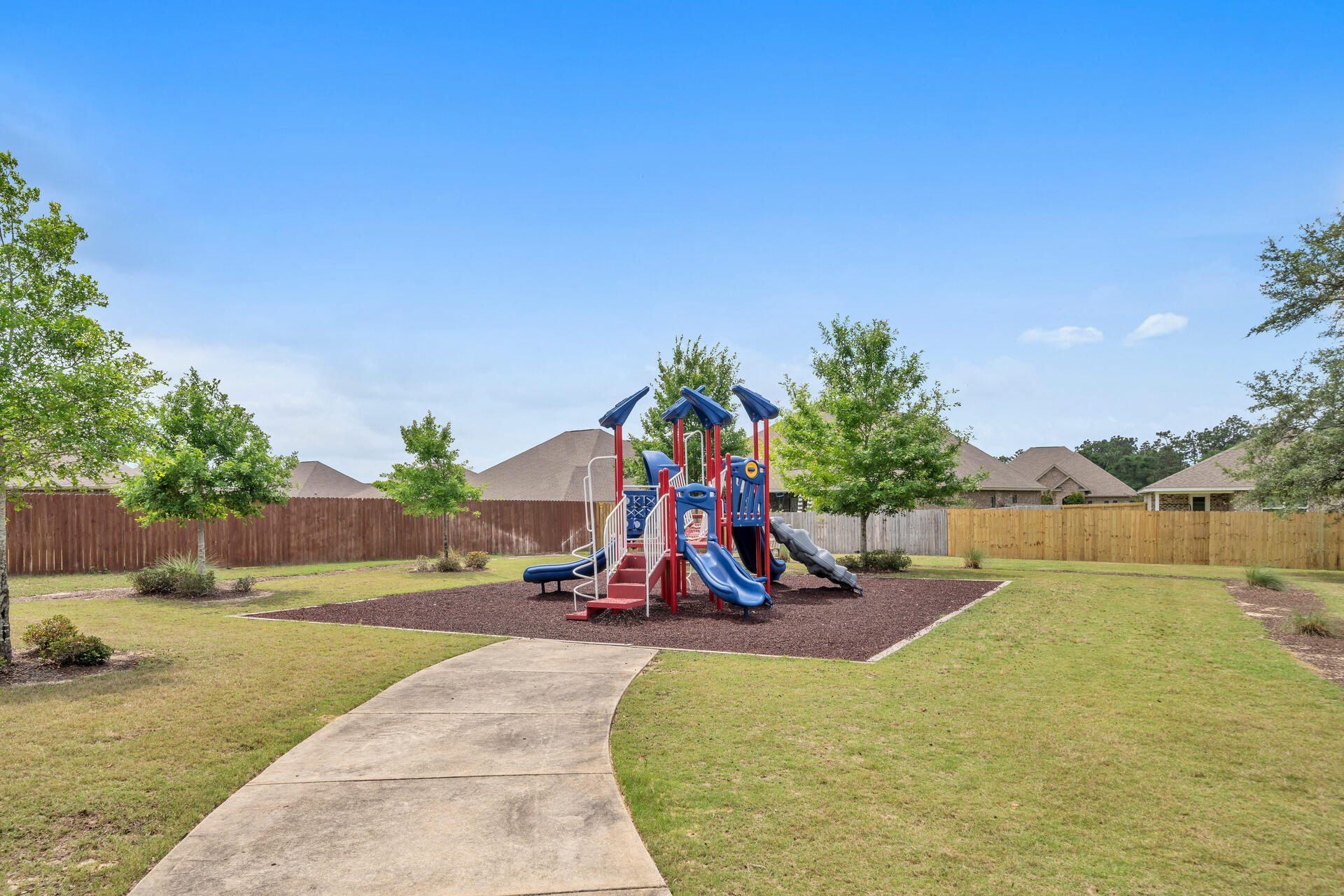 507 Merganser Way Crestview, FL 32539 - Photo 41 of 45 a view of outdoor space with garden
