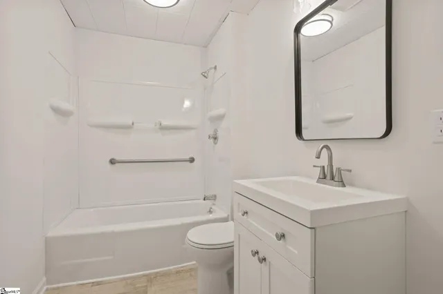 $269,900 | 401 Rogers Avenue, Greenville, SC 29617