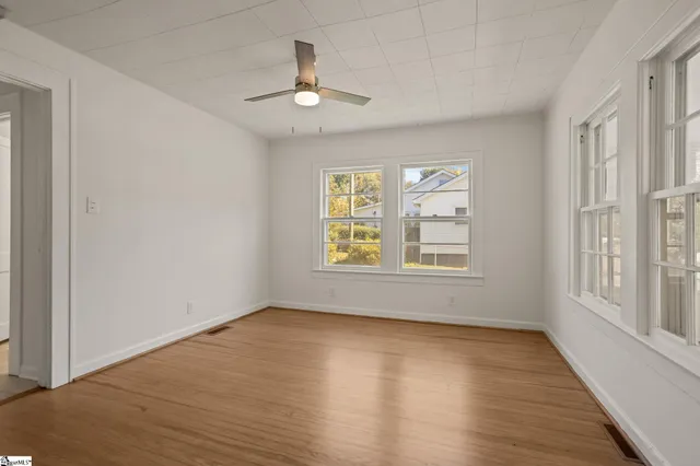 $269,900 | 401 Rogers Avenue, Greenville, SC 29617