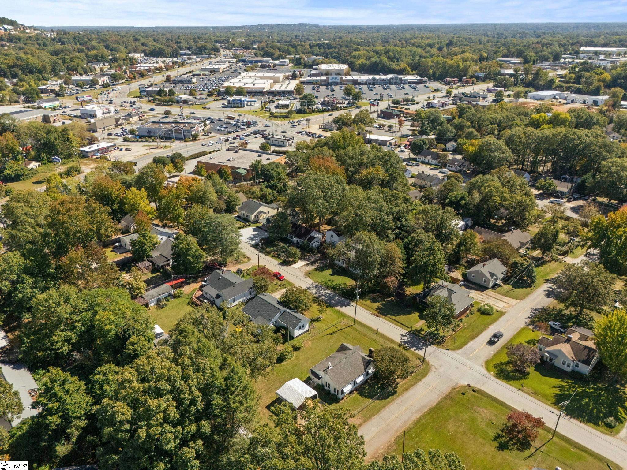 401 Rogers Avenue Greenville, SC 29617 - Photo 17 of 33