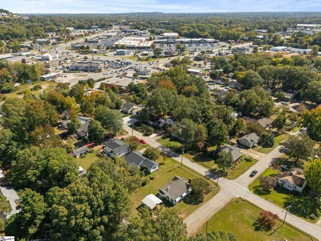 $269,900 | 401 Rogers Avenue, Greenville, SC 29617