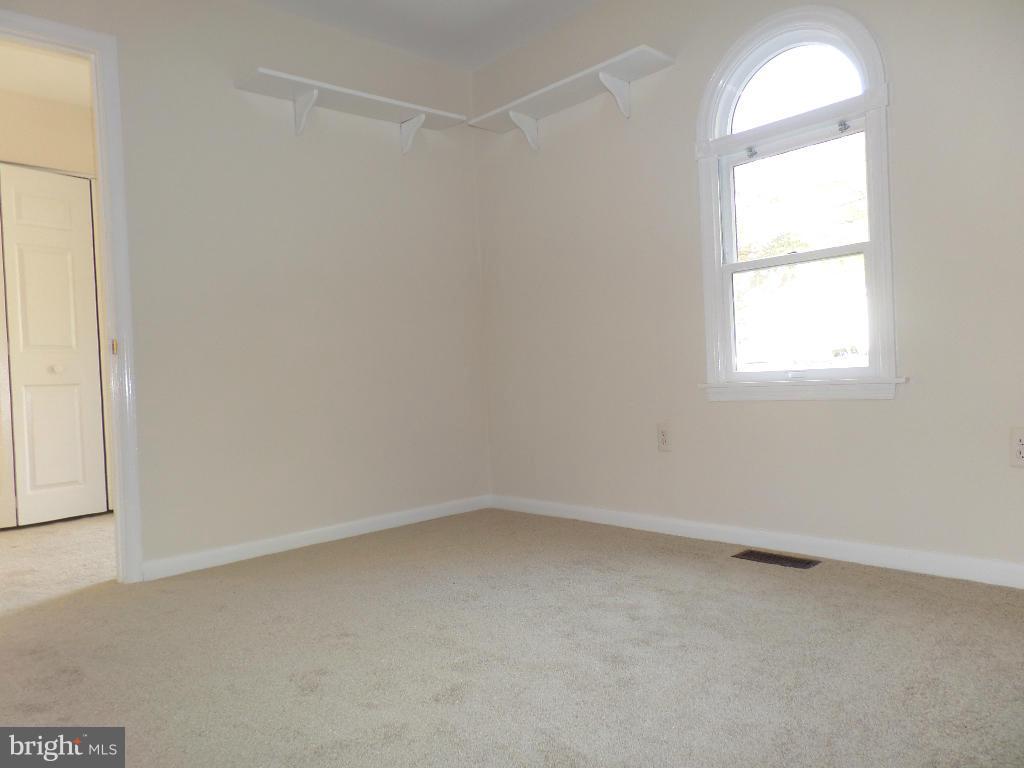 1803 Laurel Road Edgewater, MD 21037 - Photo 14 of 16 Bedroom