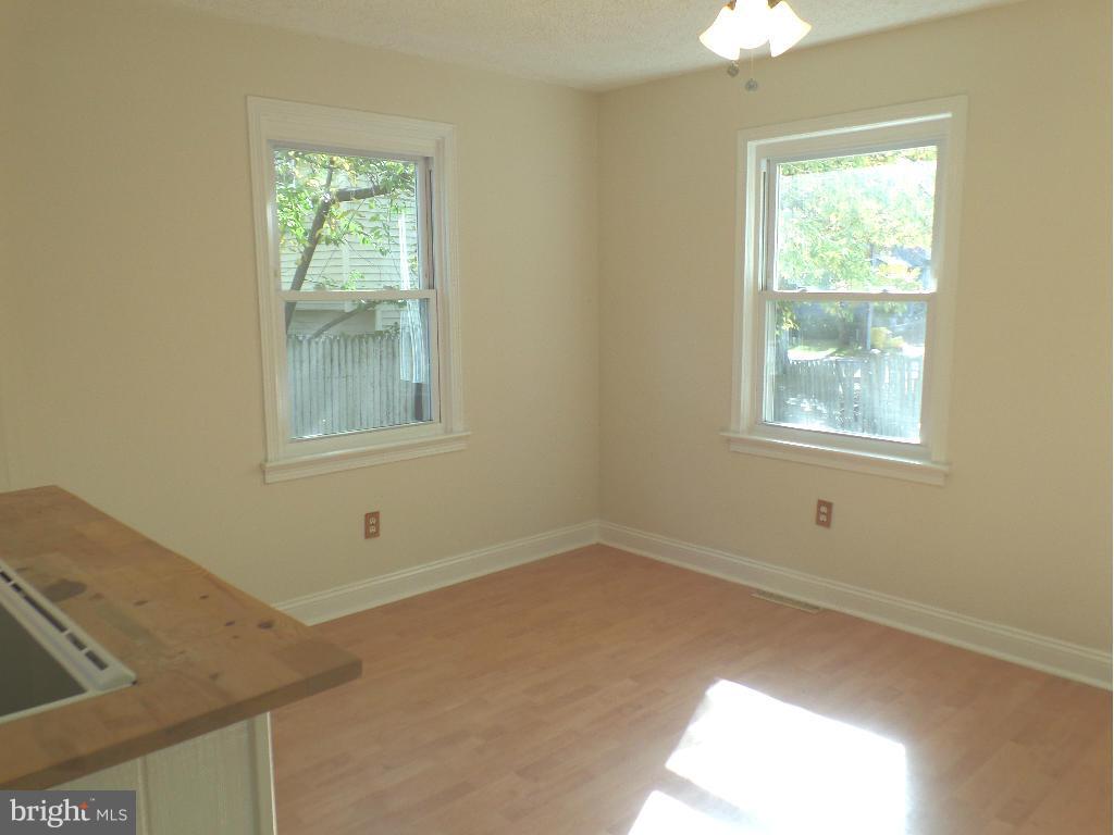 1803 Laurel Road Edgewater, MD 21037 - Photo 9 of 16 Dining Room