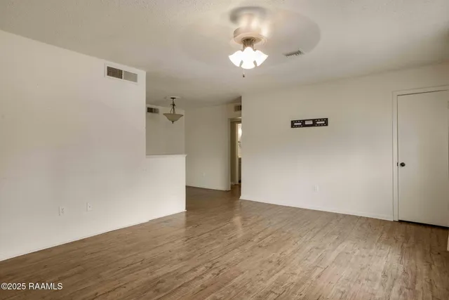 $138,000 | 3121 Johnston Street, Unit 203, Lafayette, LA 70503