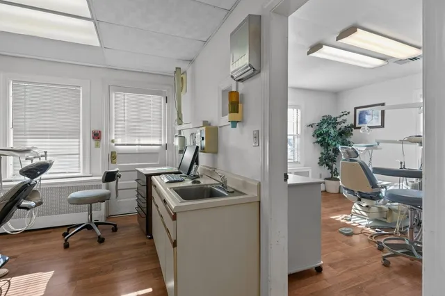 $725,000 | 74 Valley Road, Middletown, RI 02842