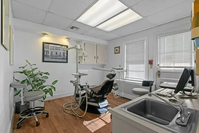 $725,000 | 74 Valley Road, Middletown, RI 02842