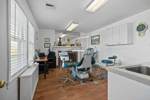 $725,000 | 74 Valley Road, Middletown, RI 02842