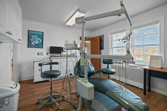 $725,000 | 74 Valley Road, Middletown, RI 02842