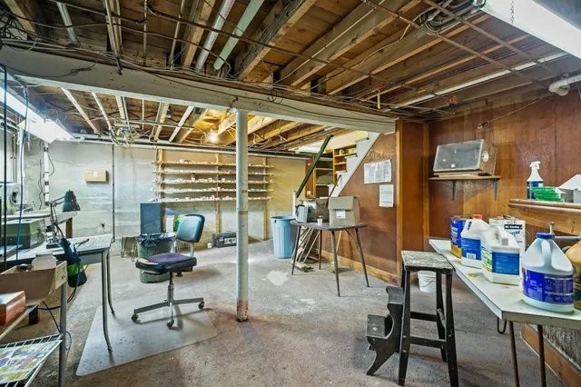 $725,000 | 74 Valley Road, Middletown, RI 02842