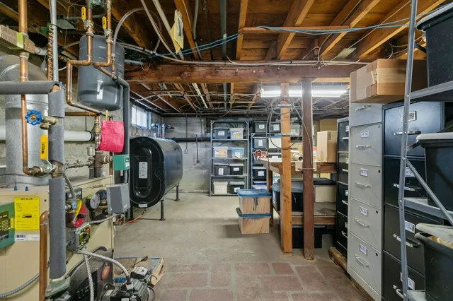 $725,000 | 74 Valley Road, Middletown, RI 02842