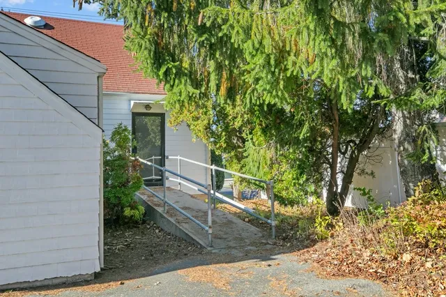 $725,000 | 74 Valley Road, Middletown, RI 02842