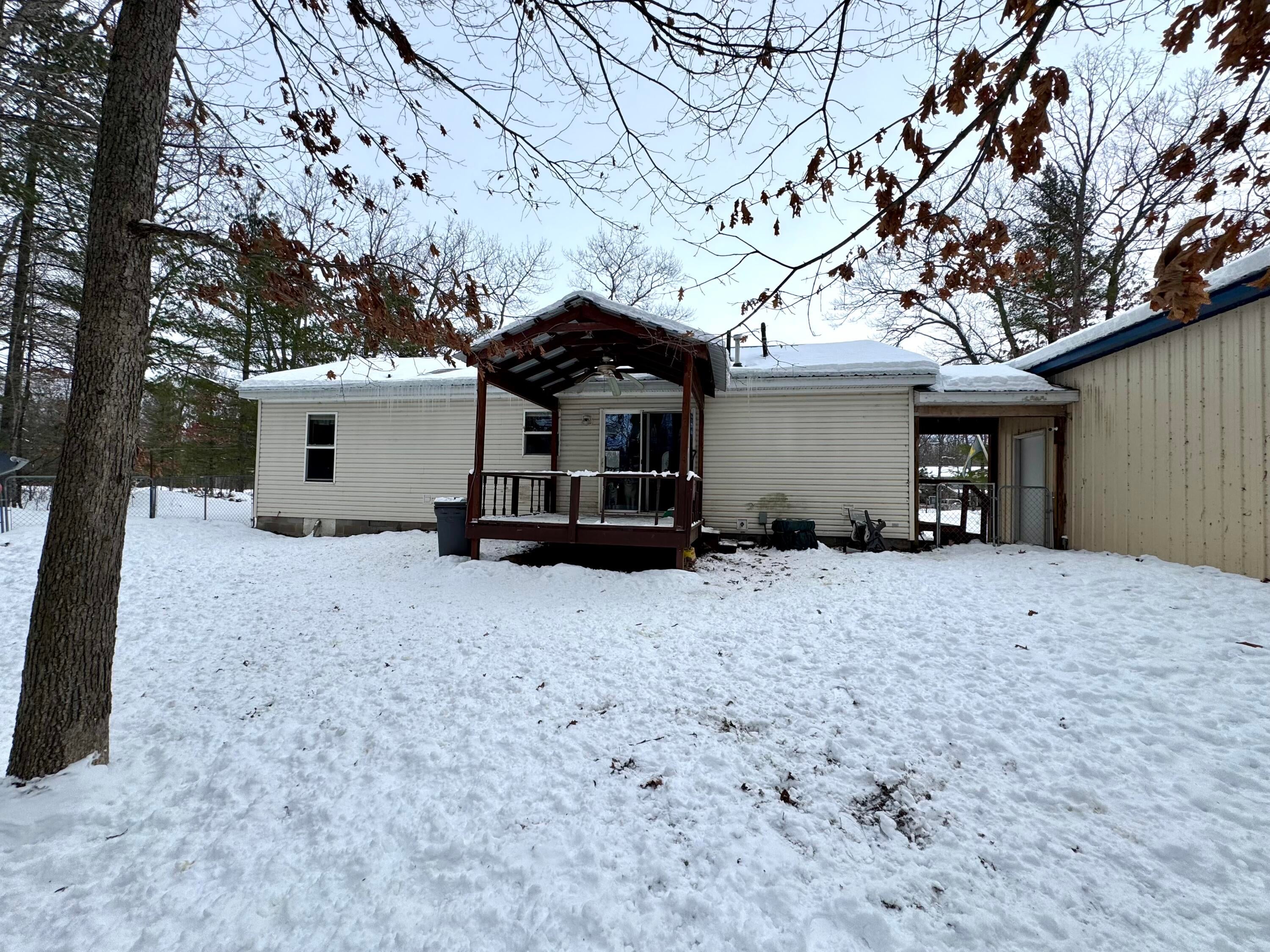 2253 Bennett Road Cheboygan, MI 49721 - Photo 18 of 20 Gallery Image 18
