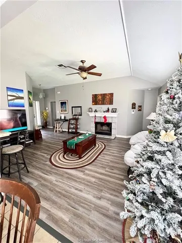 $2,300 | 3605 Vienna Drive, College Station, TX 77845