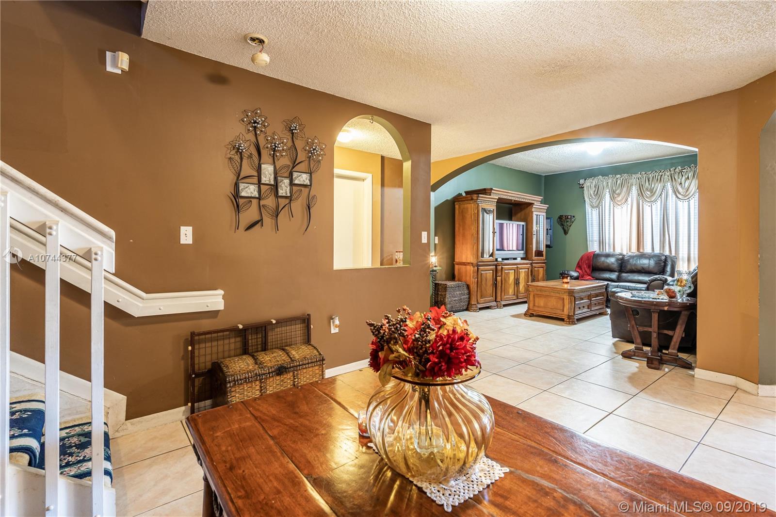 16004 Southwest 87th Terrace Miami, FL 33193 - Photo 17 of 38