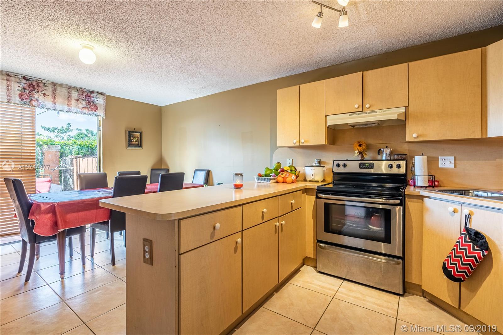16004 Southwest 87th Terrace Miami, FL 33193 - Photo 20 of 38