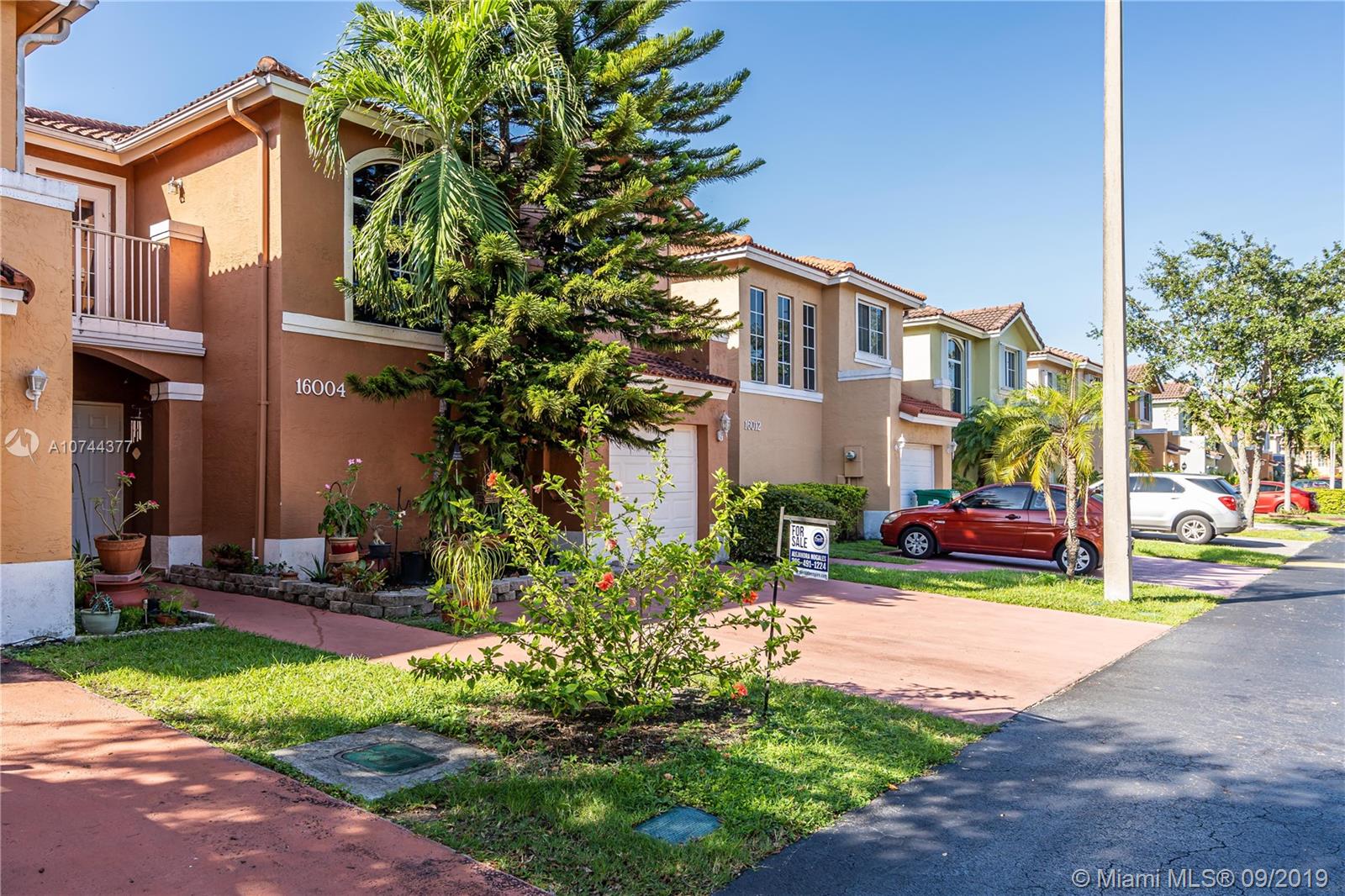16004 Southwest 87th Terrace Miami, FL 33193 - Photo 10 of 38