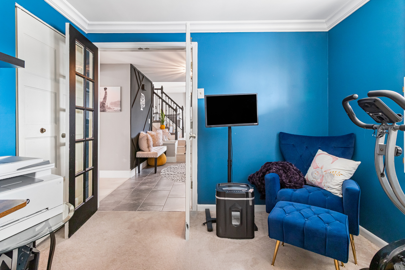 7 Purchase Court Bolingbrook, IL 60440 - Photo 15 of 23 a living room with furniture and a flat screen tv