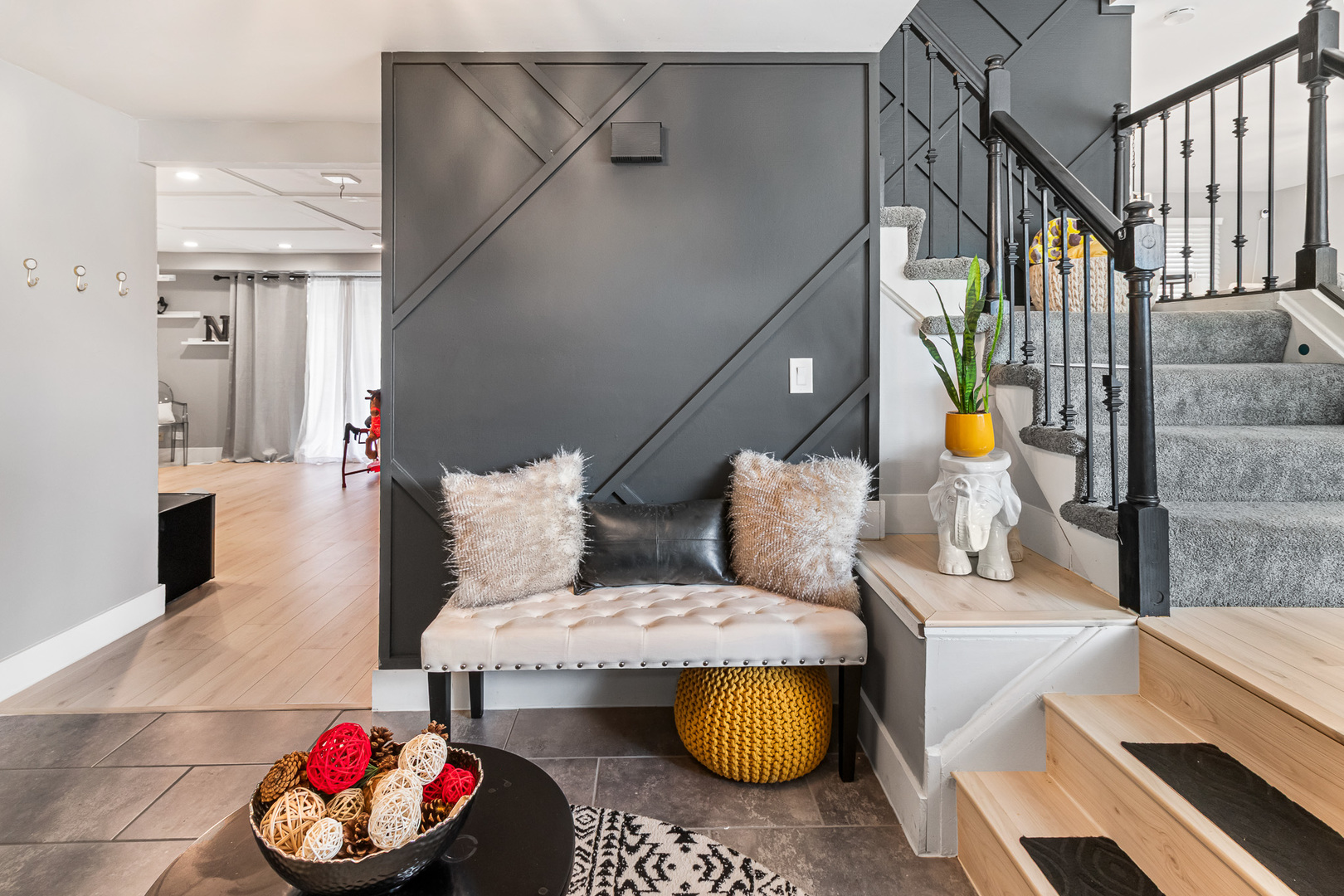 7 Purchase Court Bolingbrook, IL 60440 - Photo 2 of 23 a living room with furniture and a couch