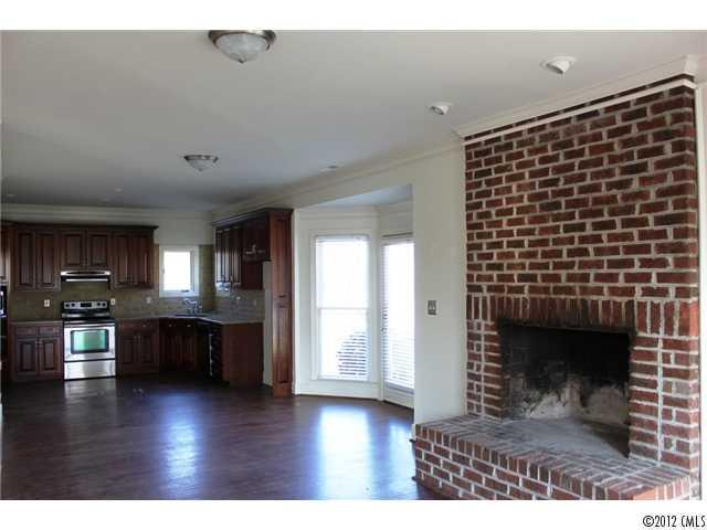 6033 Highview Road Matthews, NC 28104 - Photo 4 of 12 Gallery Image 4