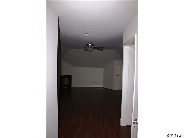 6033 Highview Road Matthews, NC 28104 - Photo 8 of 12 Gallery Image 8