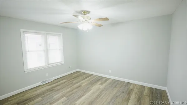 $189,900 | 109 West Haynes Street, Eldon, MO 65026