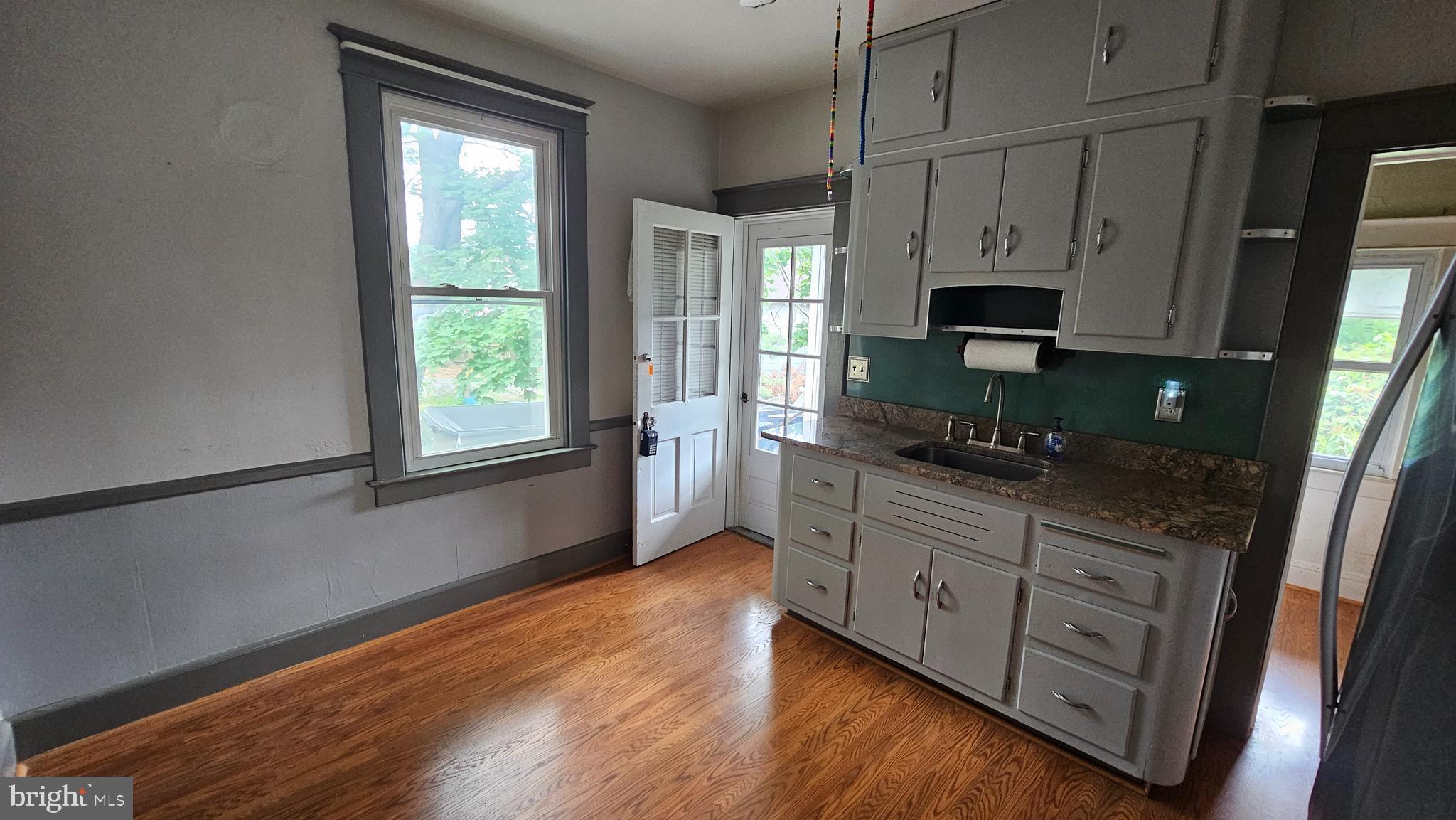 3222 North Rolling Road Windsor Mill, MD 21244 - Photo 4 of 16