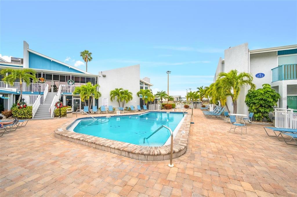 260 Medallion Boulevard, Unit F Madeira Beach, FL 33708 - Photo 28 of 29